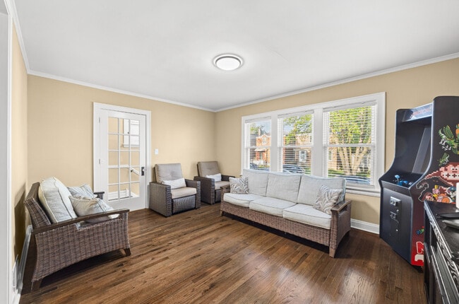 Foto del edificio - 4136 Park Ave