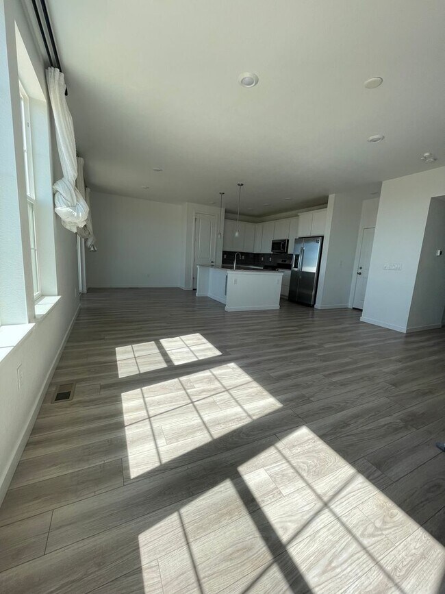 Foto del edificio - 762 176th Ave