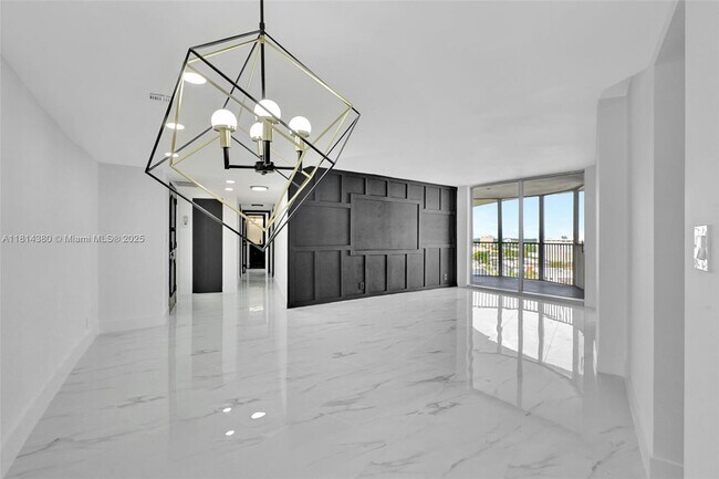 Building Photo - 100 Golden Isles Dr