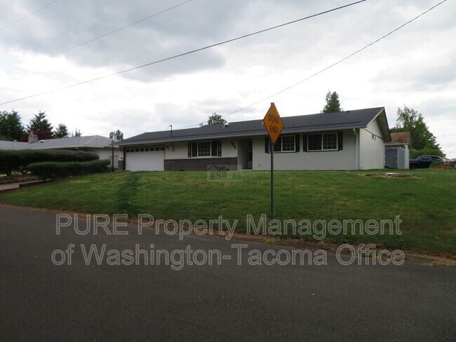 Building Photo - 3001 Catalina Dr SE