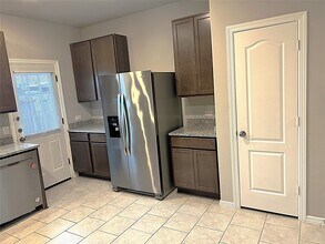 Building Photo - 25606 Northpark Palm Dr