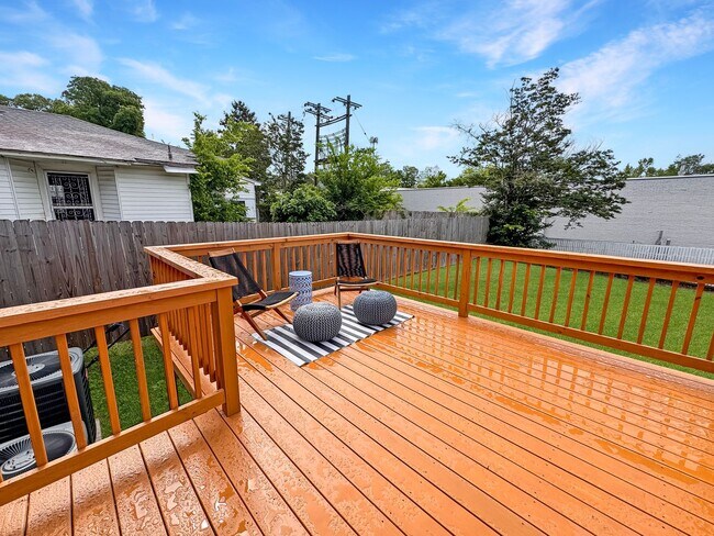 Foto del edificio - Newer Construction Meets Historic Cooper Young Charm • 5bd / 3ba