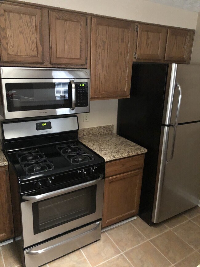 Foto del edificio - 4283 Parkview Ct