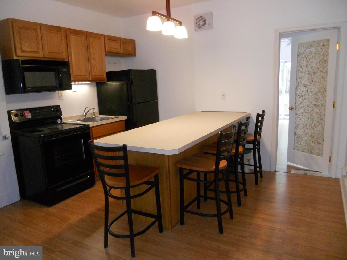 3652 Midvale Ave Unit 1, Philadelphia, PA 19129 Apartment for Rent in