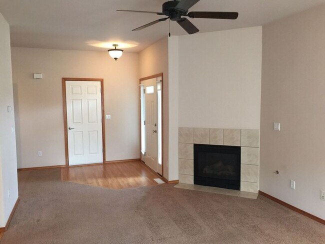 Building Photo - 7705 W 6th Ave