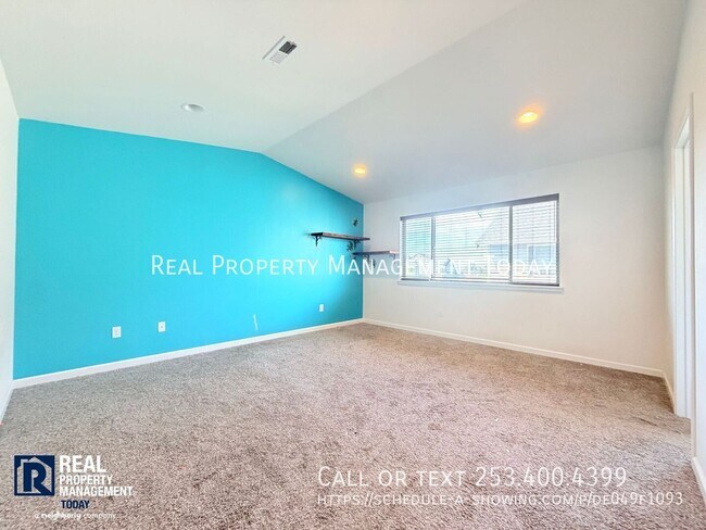 Foto del edificio - 2413 201st St Ct E