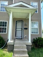 Building Photo - 1340 S 26th St