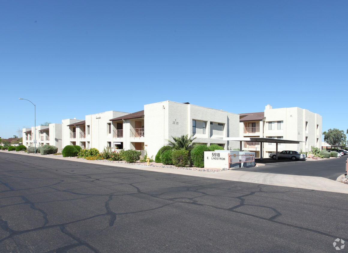 Foto del edificio - Village At Apache Wells