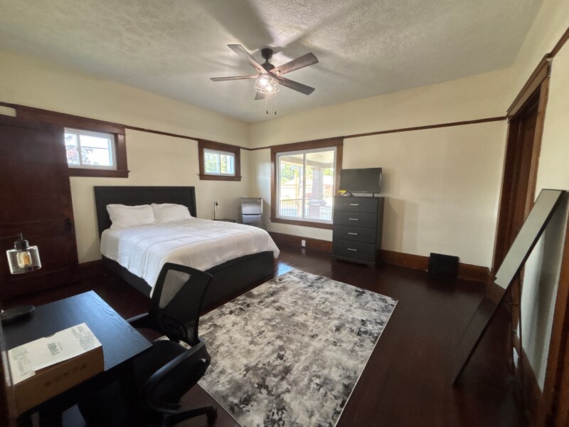 Foto principal - 2884 Noble Rd