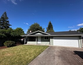 Building Photo - 255 Heffley St S