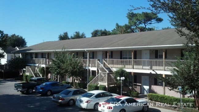 Building Photo - 1802 Tsuga Way