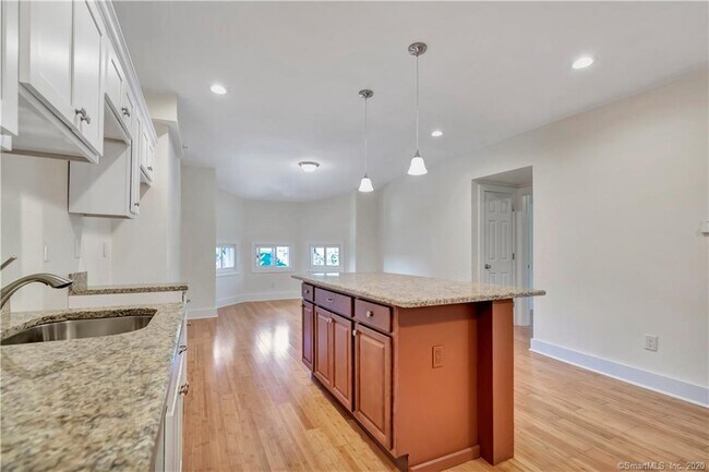 Foto del edificio - 169 Olive St