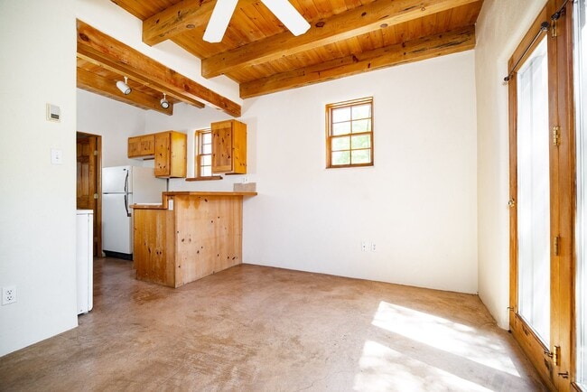 Building Photo - 247 C Casados St