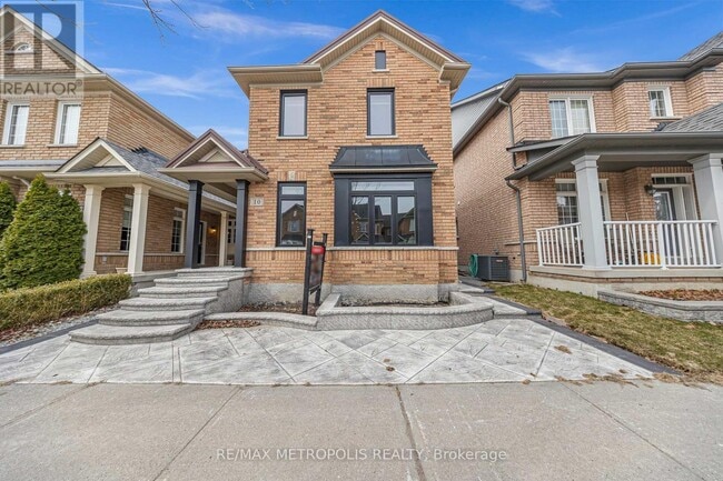 Building Photo - 10 Snowcreek St