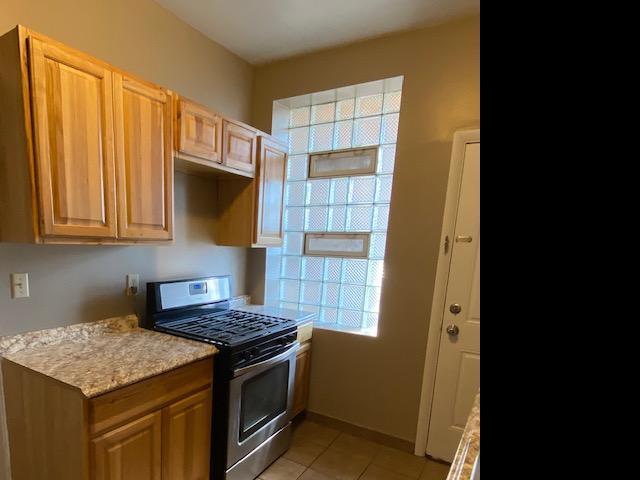 Building Photo - 1 bedroom in Chicago IL 60640