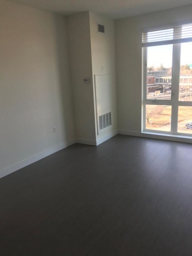 Building Photo - 2 bedroom in Boston MA 02125