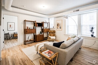 Building Photo - Broderick Manor