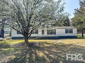 Building Photo - 2057 Oakley Rd