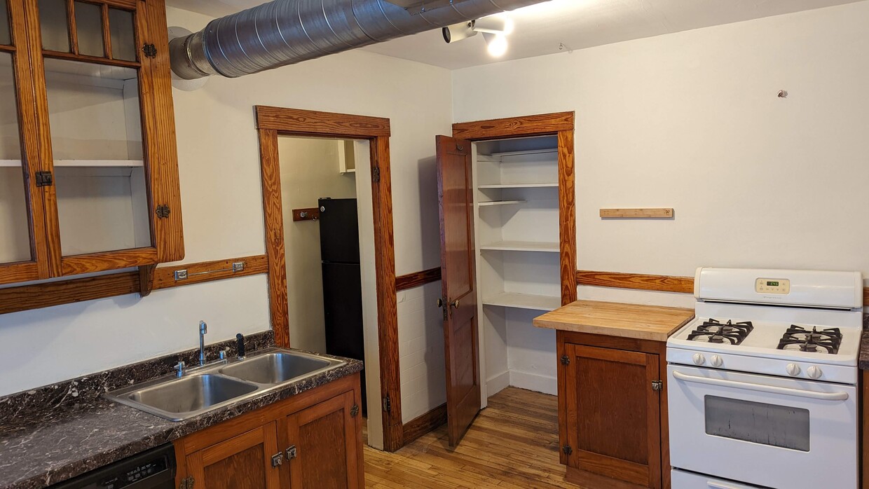 Primary Photo - 255 Chestnut Ave
