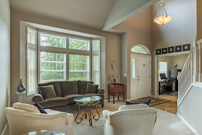 Foto del edificio - Everett Single Family house 3 bd 2.5 bath ...
