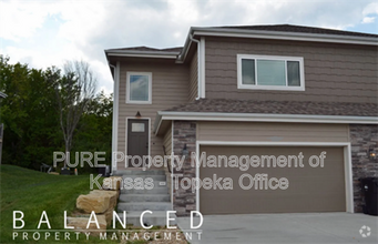 Building Photo - 4423 SE Gemstone Ln