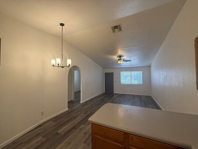 Building Photo - 3551 N Verdugo Rd