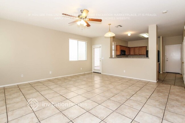 Building Photo - 5220 W Albeniz Pl