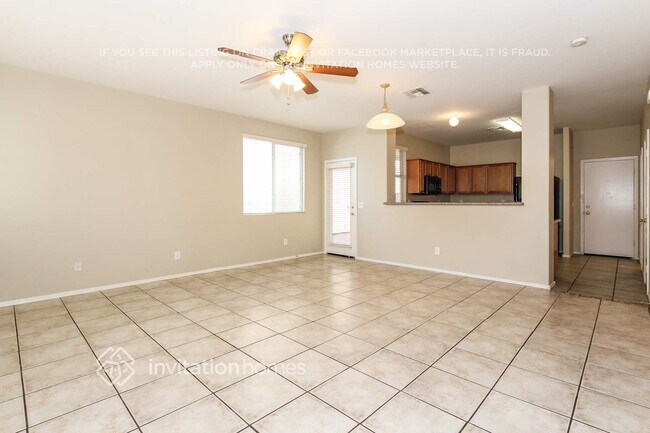 Foto del edificio - 5220 W Albeniz Pl