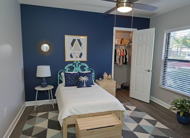 El dormitorio Palms of Clearwater (puesta en escena virtualmente) - The Palms of Clearwater