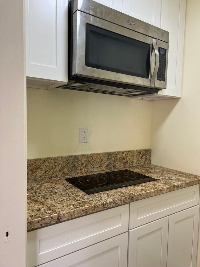 Foto del edificio - 12224 Beverly Blvd