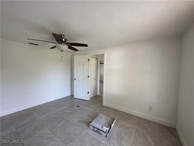 Foto del edificio - 1125 Gifford Ave S
