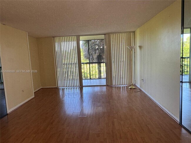 Foto del edificio - 10855 SW 112th Ave