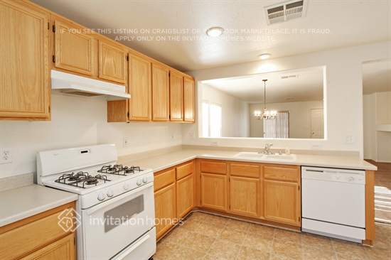 Foto del edificio - 4921 Apache Valley Ave