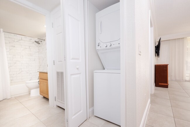 Building Photo - The Haven at Westgate Blue Tree