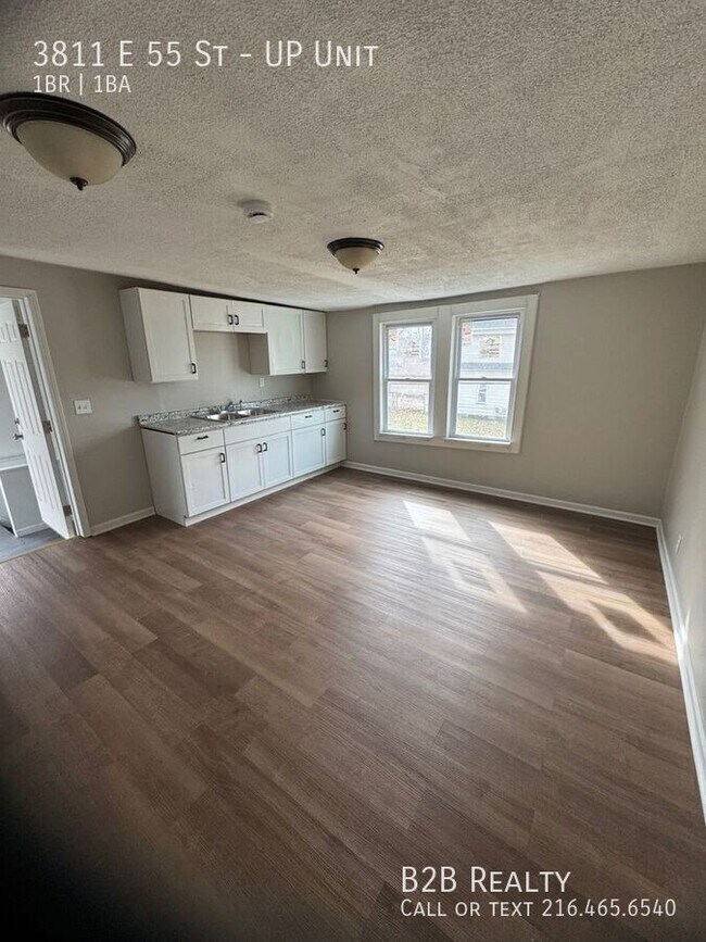 Foto del edificio - 3811 E 55th St