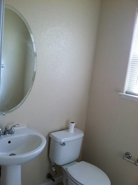 Building Photo - 772 Montecito Ct