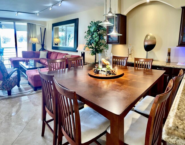 Building Photo - 2681 S Course Dr