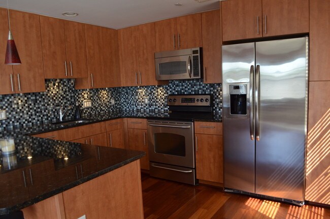 Foto del edificio - 821 Harry St