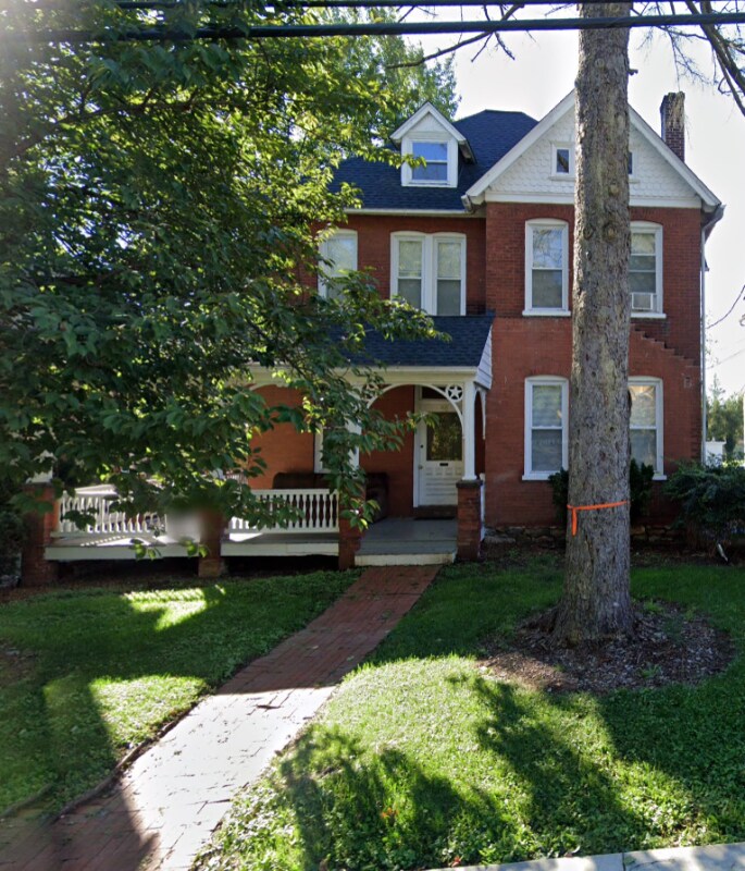 50 W Frederick St Unit B, Millersville, PA 17551 Room for Rent in Millersville, PA