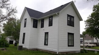 Building Photo - 1318 W 4th St