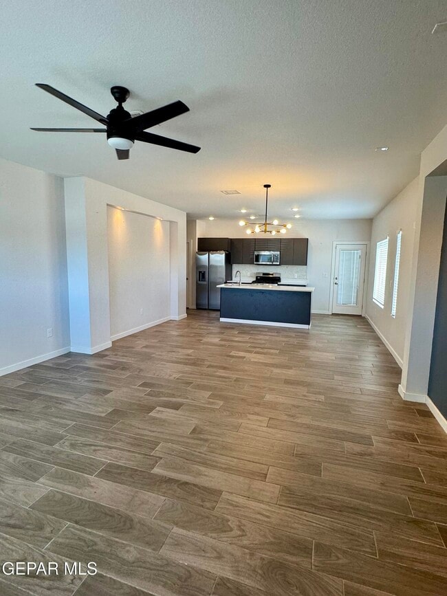 Building Photo - 12725 Don Norte St