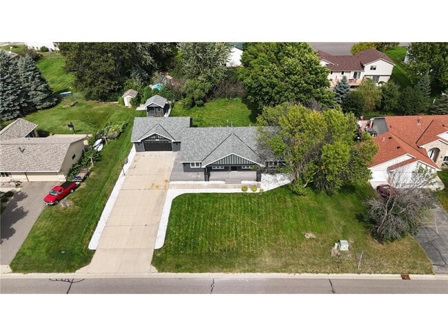 Foto del edificio - 3305 200th St W