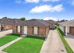 Building Photo - 9104 Amour Dr