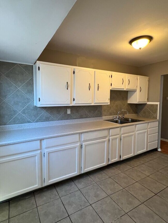Foto del edificio - Charming 3 bedroom St Louis home near Nort...