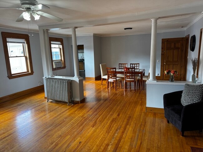 Foto del edificio - 42 Summer St