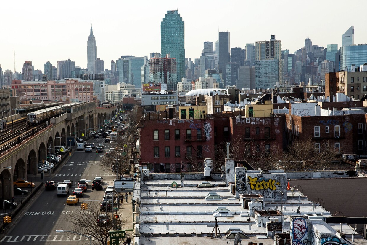 Foto principal - 41-41 41st St