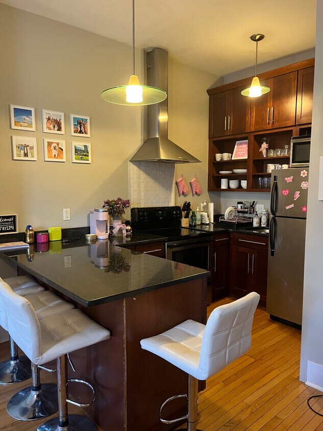 Foto principal - 656 Tremont St