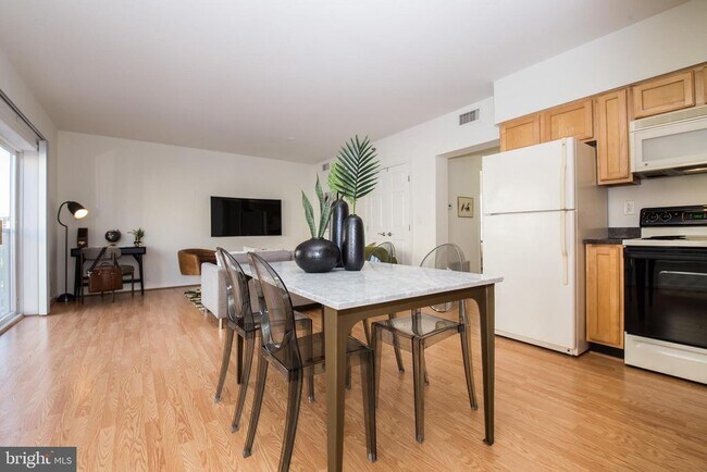 Foto del edificio - 1030 N 2nd St