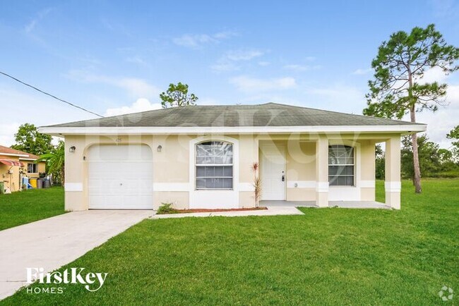 Building Photo - 425 Vanetta Dr