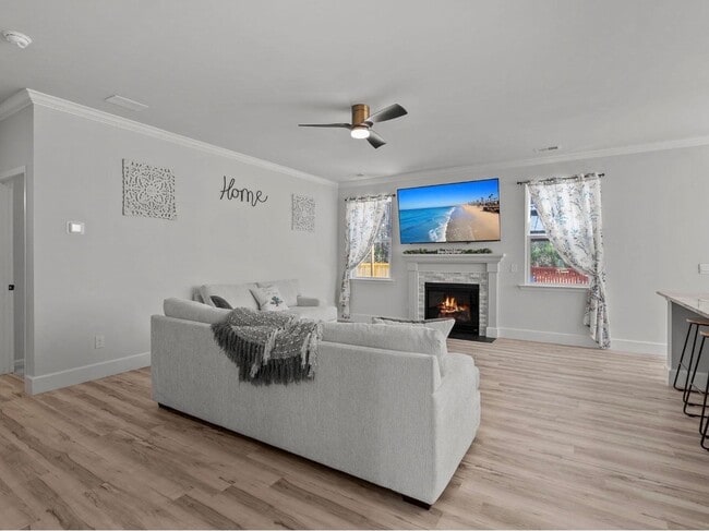 Foto del edificio - 194 Cherry Grv Dr